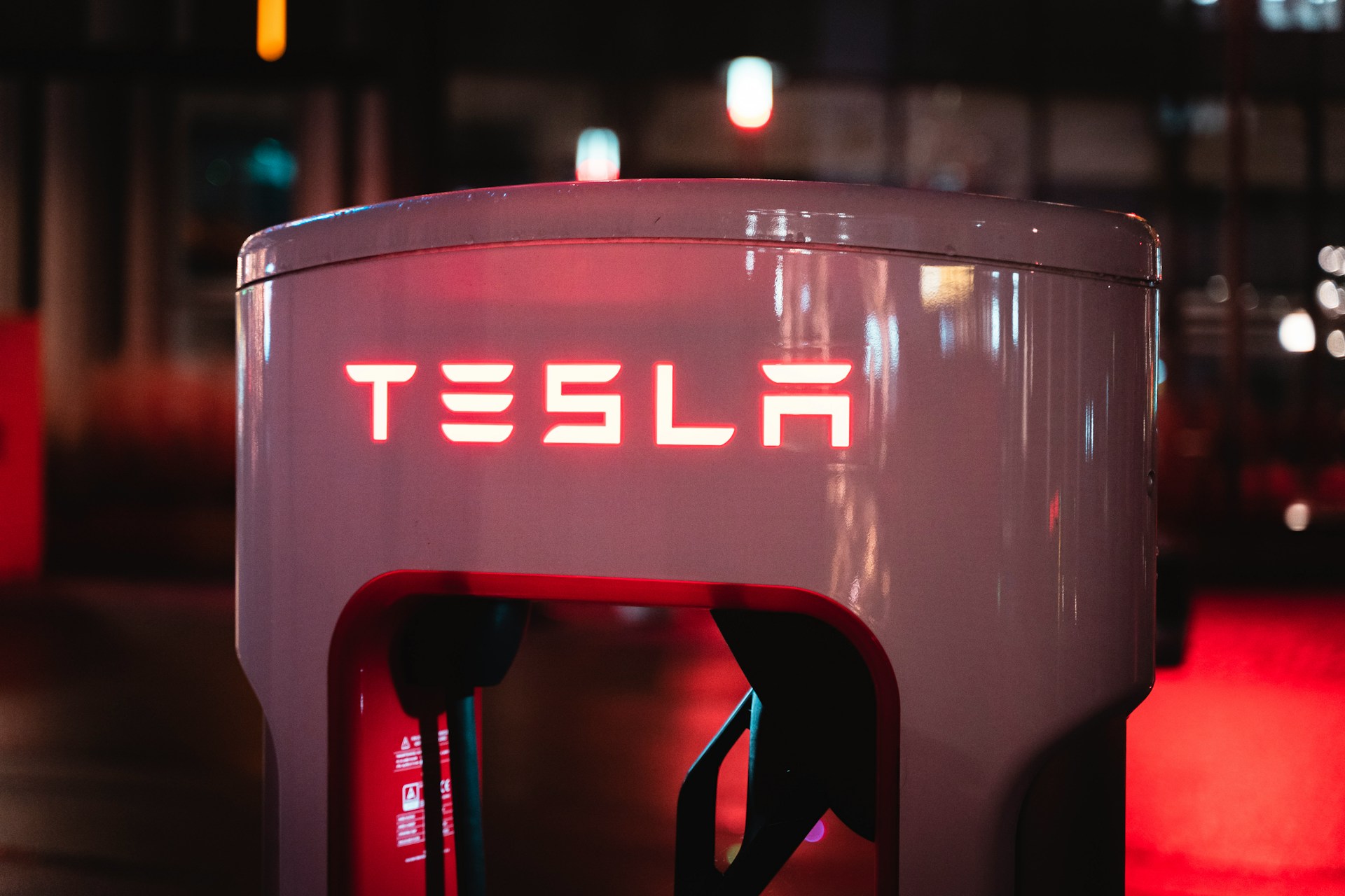 Vale a pena investir na Tesla abaixo de US$ 500?